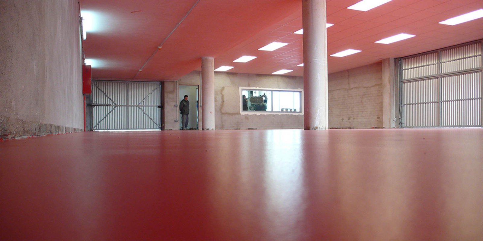 Pavimentos industriales de resina y hormigón para alta resistencia